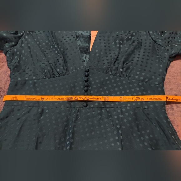 🎄Banana Republic Silk Teal Short Sleeve, Polka Dot Dress Sz 12 NWT! - Picture 13 of 13